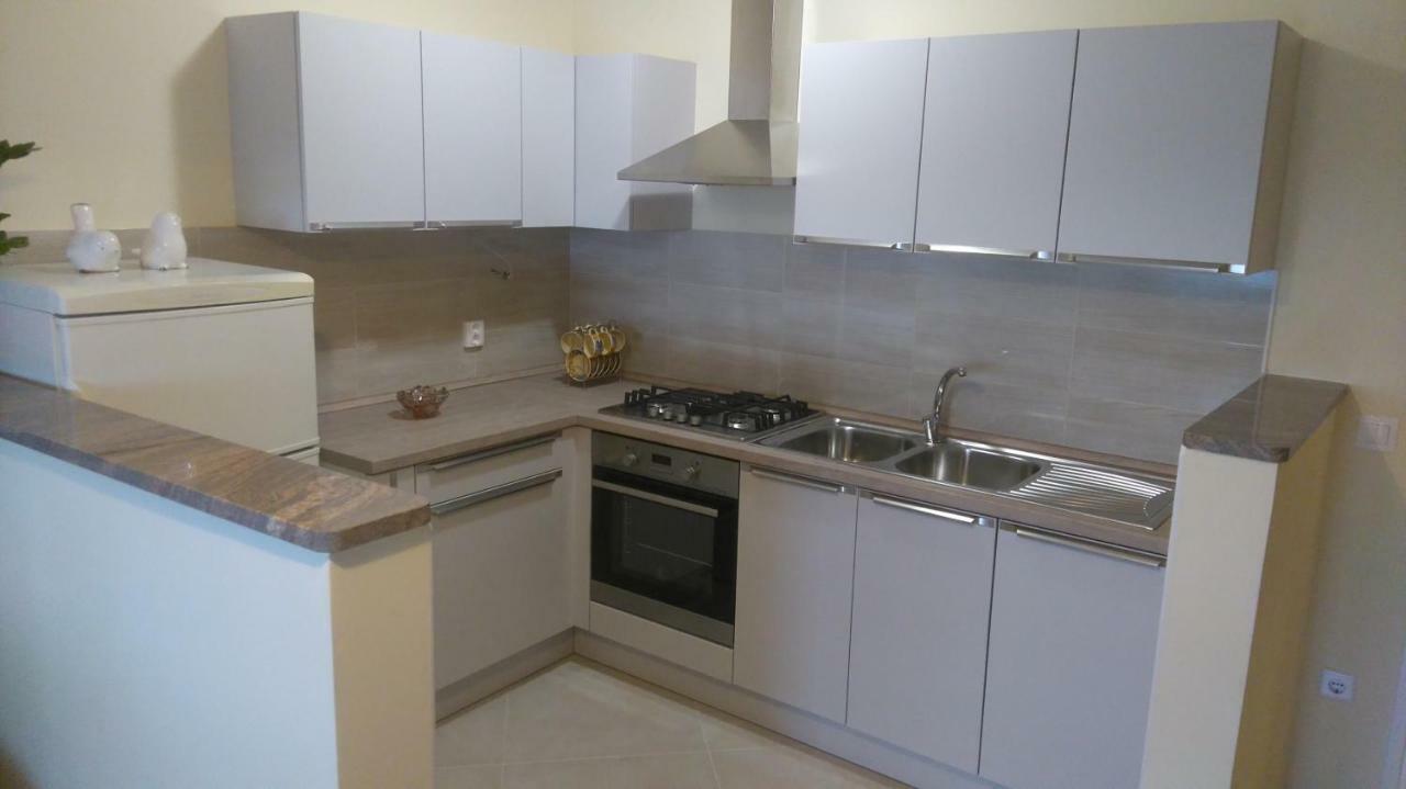 Apartment Ivana Senj  Bagian luar foto