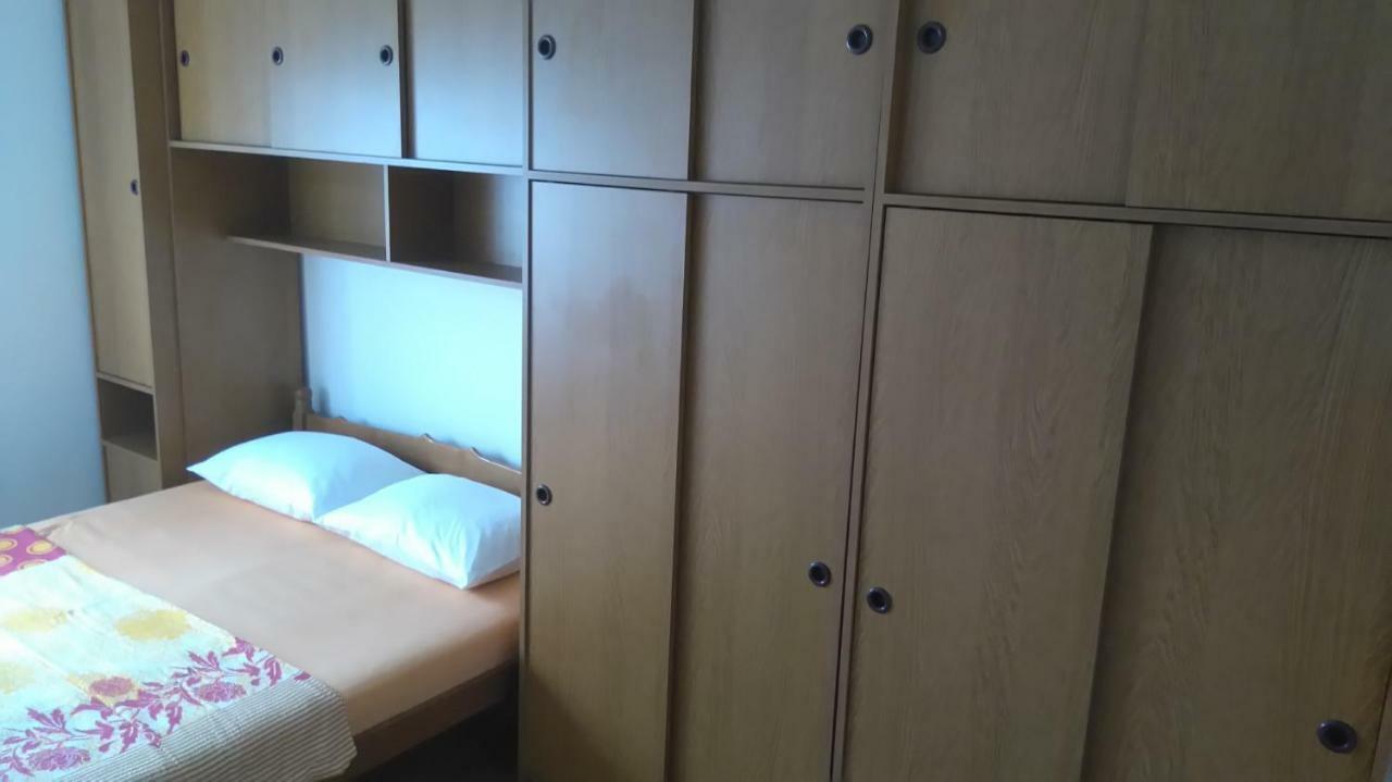 Apartment Ivana Senj  Bagian luar foto